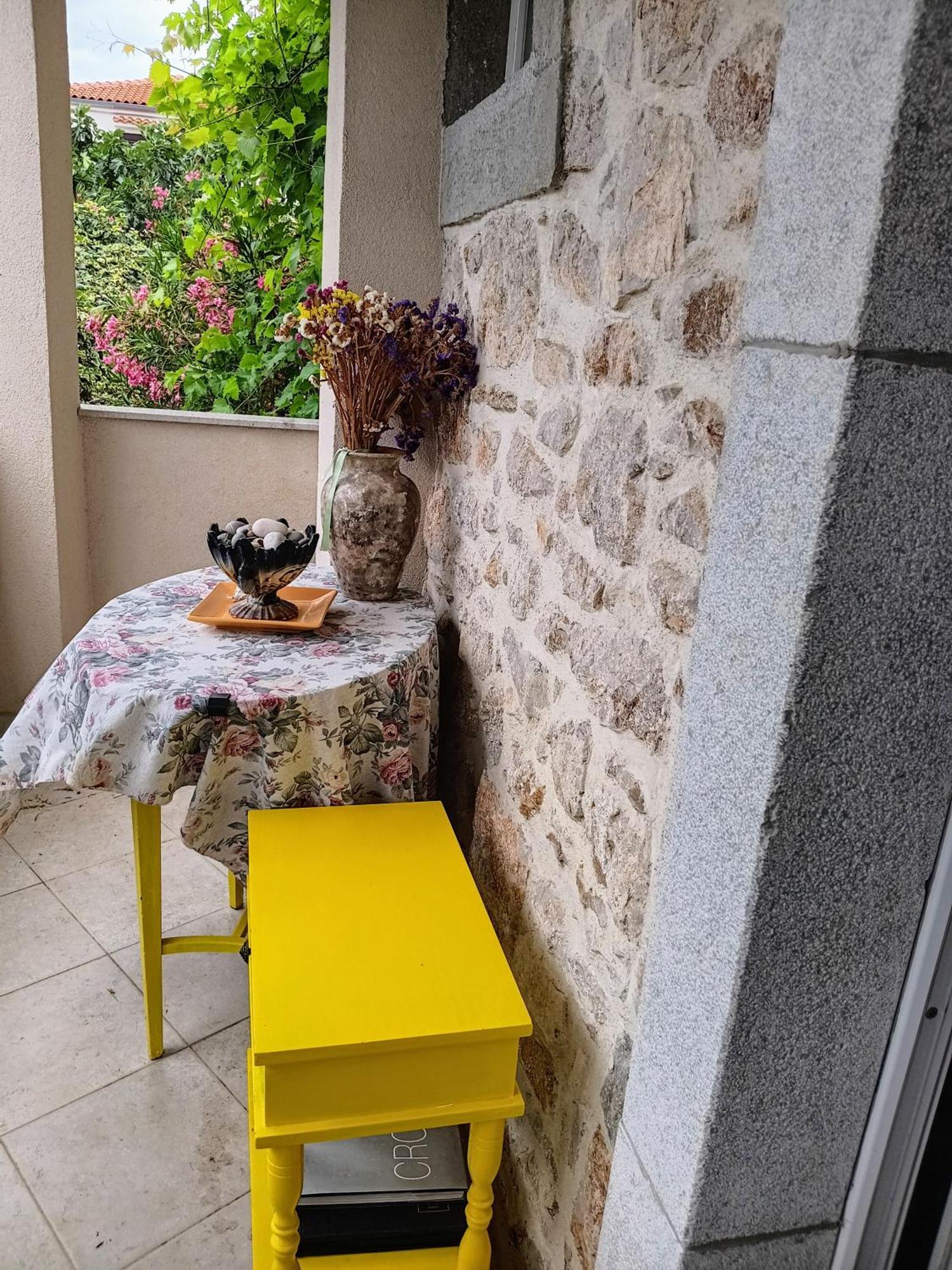 Studio Apartmani Sverko Punat Exterior photo